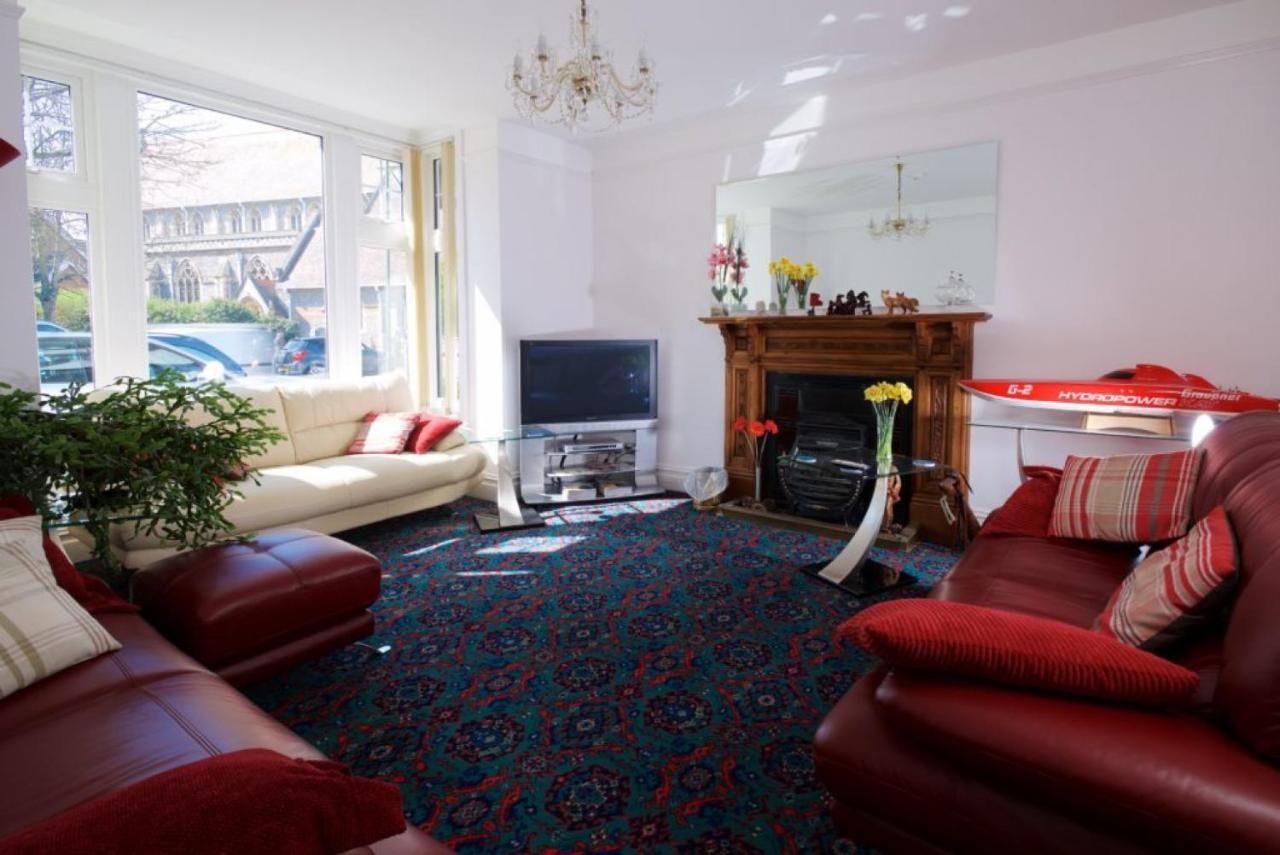 Minton Lodge Hotel - Seniors Only Bournemouth Ngoại thất bức ảnh